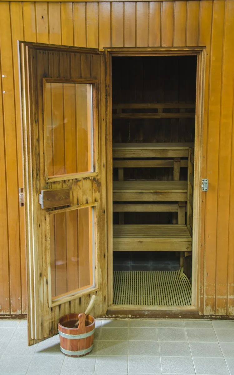 Sauna Buhar Odasına Karşı: Kuru Isı, Islak Isı ve Hangi Şikâyete Hangisi İyi Gelir